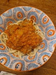 Meal planning, sharing recipes and ideas to make the weekly budget go further.