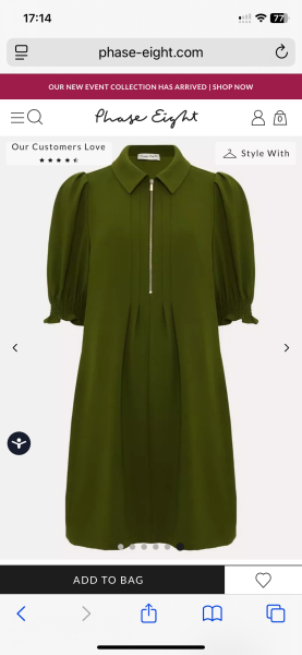 What colour of tights and shoes?