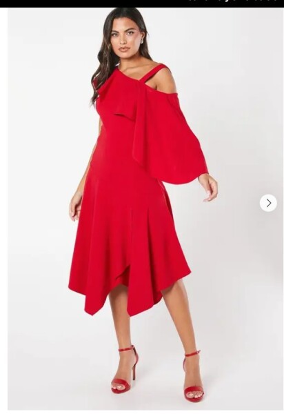 Shoes to go with red dress for wedding?