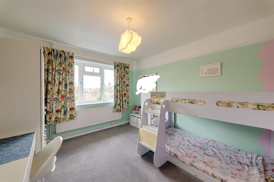 Family home or show home? - how to style for photos?