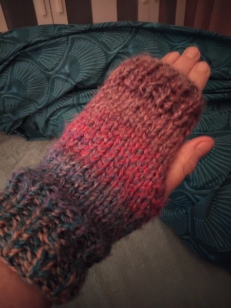 What can I knit with this huge ball of wool (I’m a beginner!)