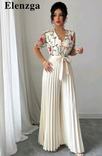 Is this dress okay for holy communion? Is it even nice?