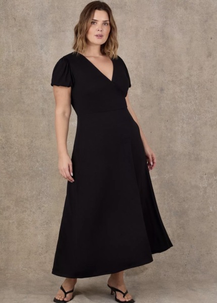 Smart casual summer clothes for trip - plus size