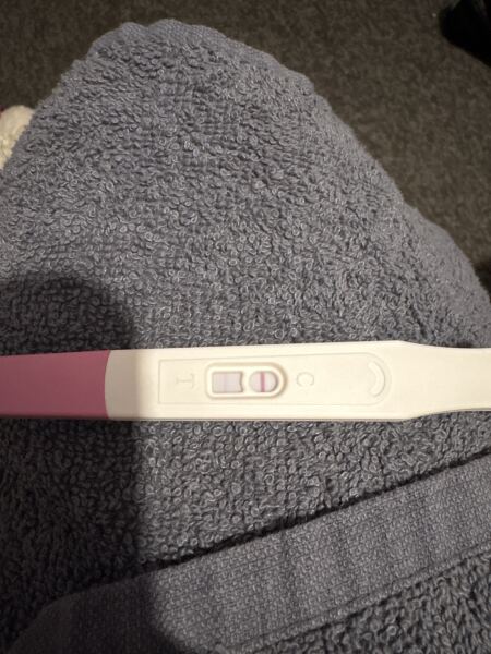Is this a positive ovulation test?