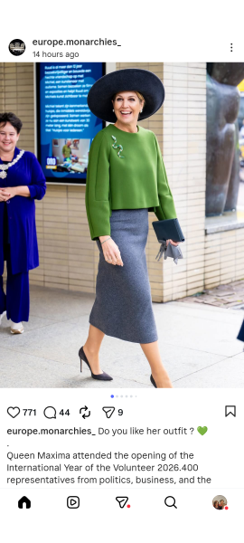 Royal Style: Hoping for Yuletide shimmer, but not too many green coats!