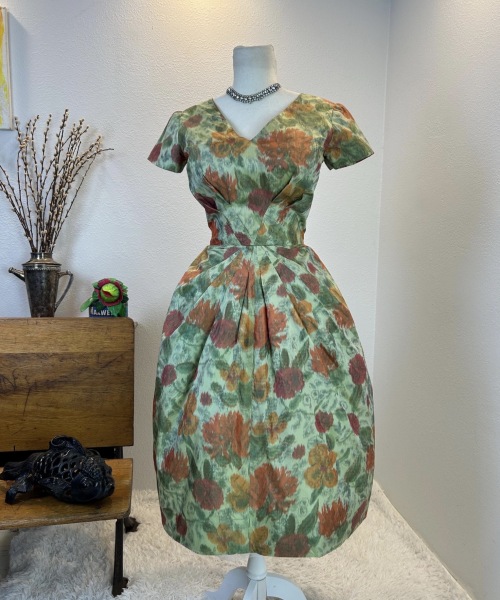 Outfit for mother of the groom