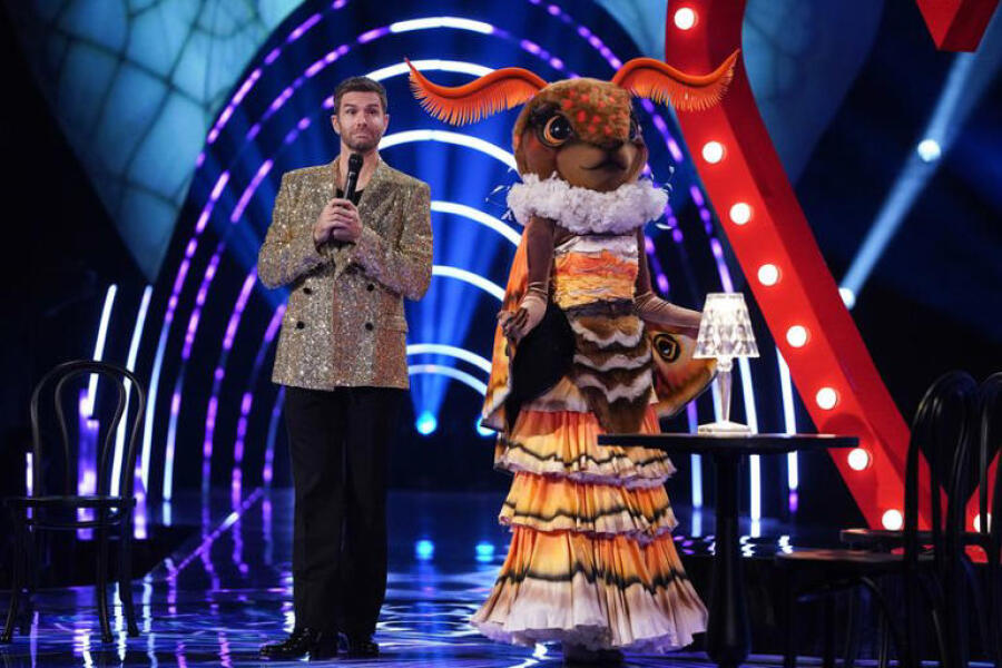 Thread 25 : To feel disappointed - and disgusted and vindicated now too - after reading this in The Observer about the author and her husband from The Salt Path book and film?