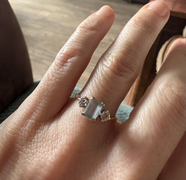 Show me your ‘dainty’ engagement rings :)