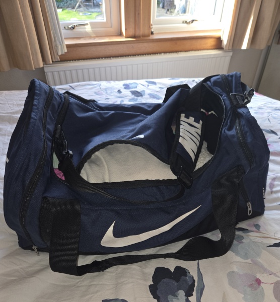 Smart travel bag like this?