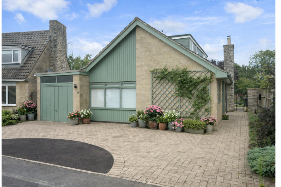 House not selling (with listing)