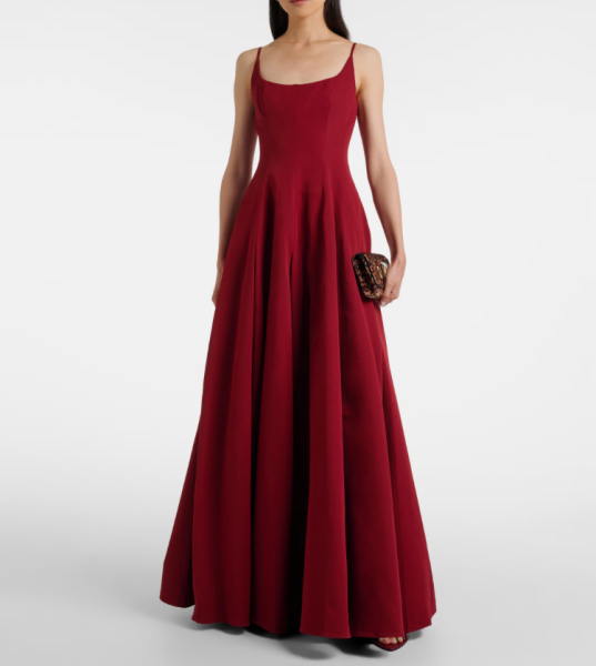 Wedding outfit for a black tie do in Portugal in July