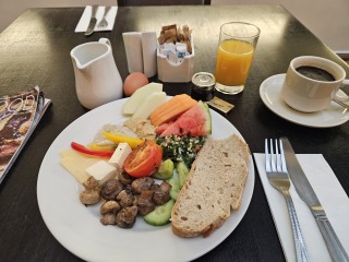 Can I see a picture of your family breakfast?