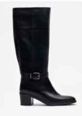 Footwear with office clothes