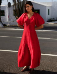 Wedding outfit for a black tie do in Portugal in July