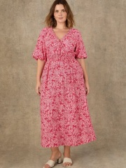 Smart casual summer clothes for trip - plus size