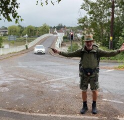 Thread 25 : To feel disappointed - and disgusted and vindicated now too - after reading this in The Observer about the author and her husband from The Salt Path book and film?