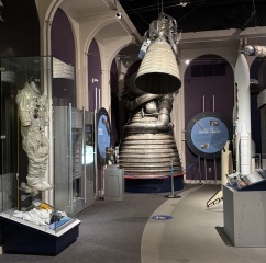 Come and tell us your dull and unexciting news 35: Calmly through the day