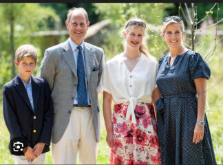 A real Royal tour .