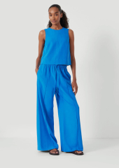 Smart casual summer clothes for trip - plus size