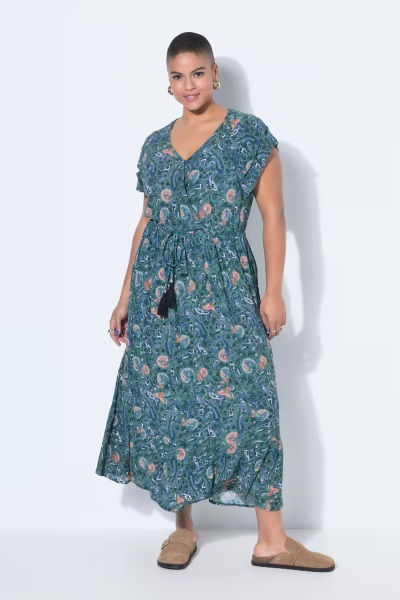 Smart casual summer clothes for trip - plus size