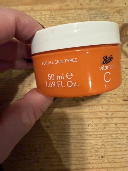 Beauty addicts thread: share empties, chucks and mindful buying tips