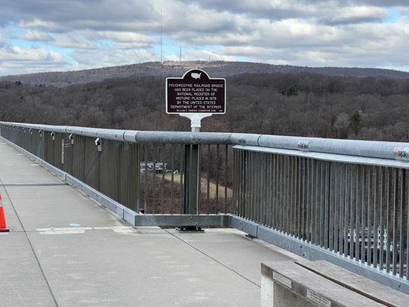 Come and tell us your dull and unexciting news 35: Calmly through the day