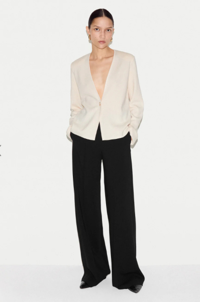 Help needed for an inveterate scruff who needs to look presentable for cocktails and a meal out with dh's new boss.