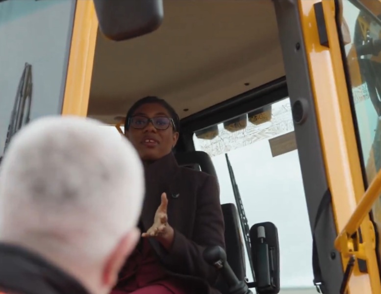 Thread 45 Starmer: Una nación que olvida su pasado no tiene futuro.