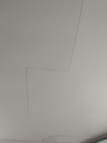 Best way to perminantly fix crack in ceiling