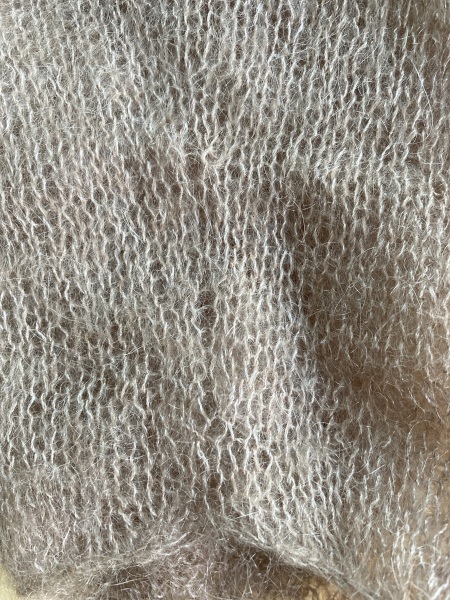 How can I shorten the sleeves of this jumper?