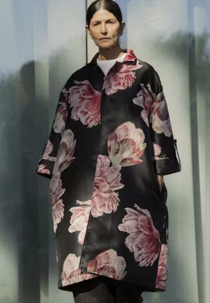 Suitable for April Wedding