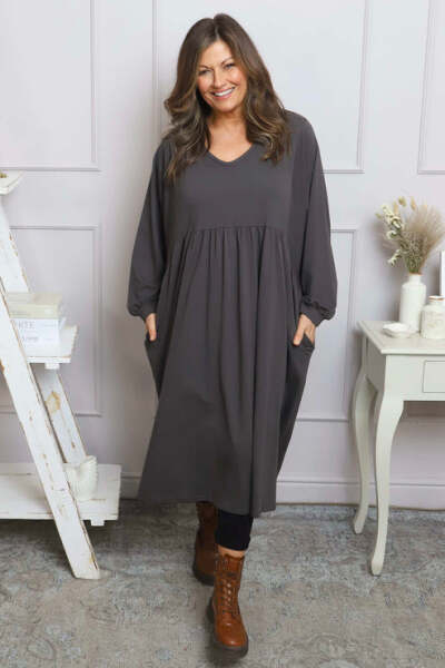 Smart casual summer clothes for trip - plus size