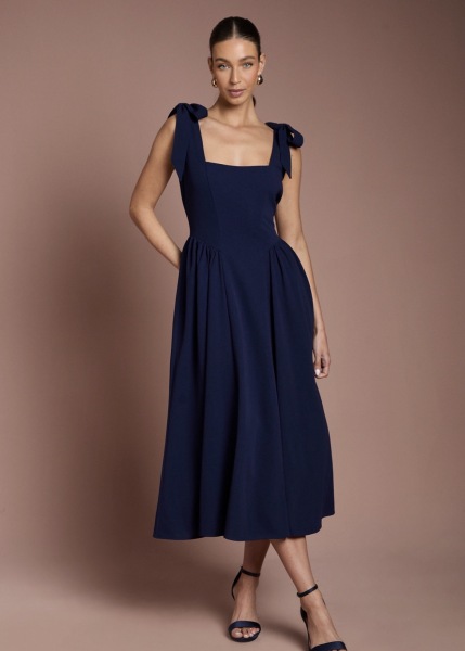 Would this dress suit a countryside summer wedding?