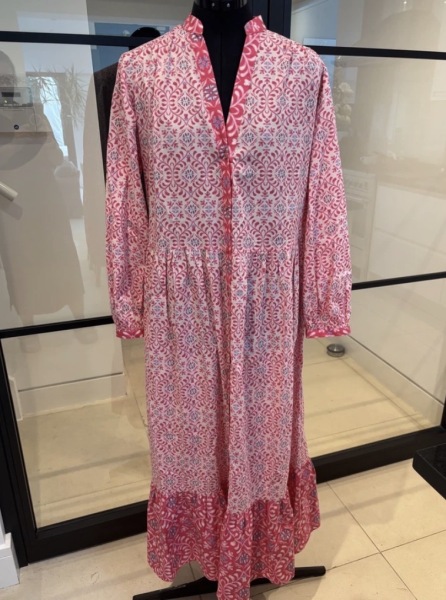 Help finding a dress like this