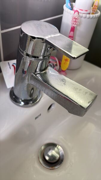 AIBU with my expectations for a cleaner?