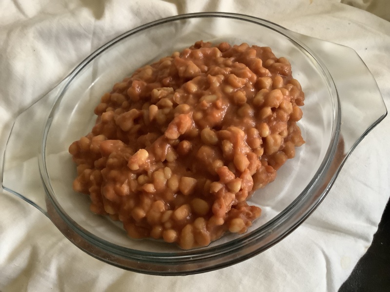 Does anyone else add baked beans to cottage pie mince?