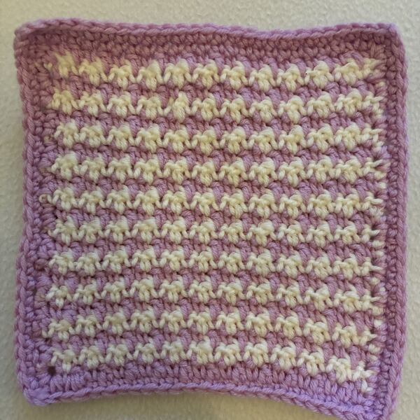Woolly Hugs. A blanket for lovely wafflenose who has tragically lost her daughter. Can you help us please?