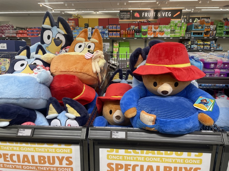 Christmas bargain prequel thread 1