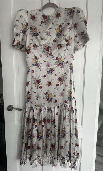 Help me dress for posh Denmark summer wedding