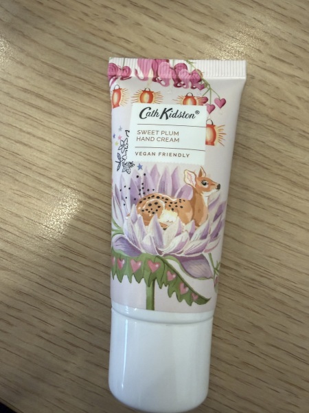 Can’t stop buying & hoarding beauty treats? You’re in good company here!