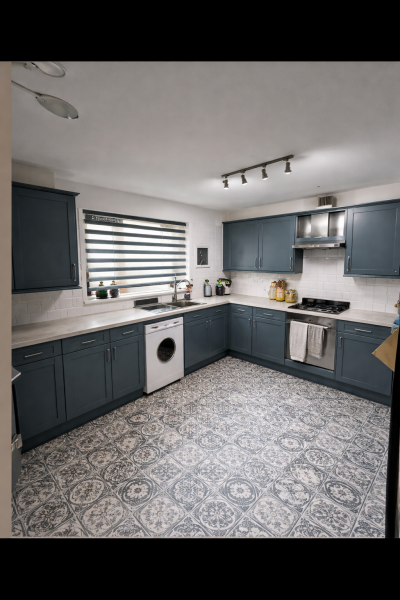 What colour kitchen units?
