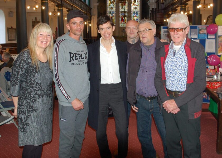 Thread 25 : To feel disappointed - and disgusted and vindicated now too - after reading this in The Observer about the author and her husband from The Salt Path book and film?