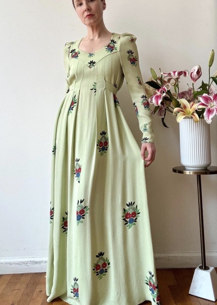 Help me dress for posh Denmark summer wedding