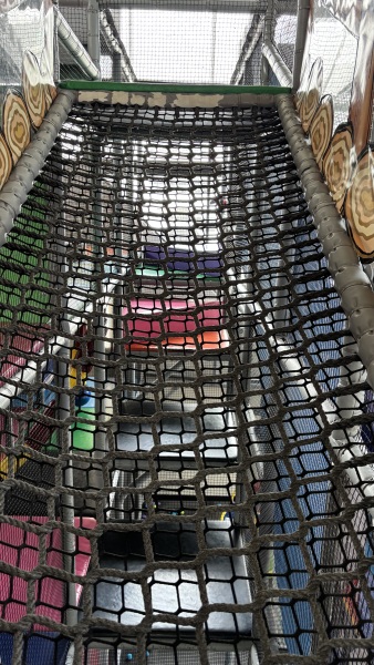 Come and tell us your dull and unexciting news 35: Calmly through the day