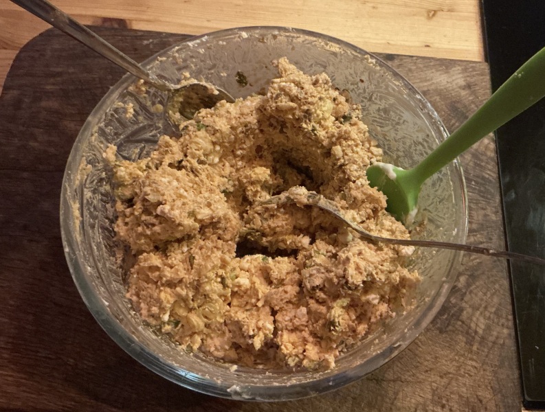 A very loose and easy recipe for those that prefer a savoury breakfast. Hear me out.