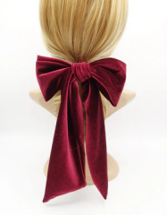 AIBU to really not like hair bows on grown ups?