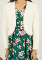 Wedding Guest - No clue how to dress