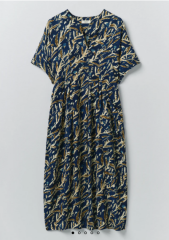 Please, please help me style a Toast Bryn dress so that I don't look like a sack