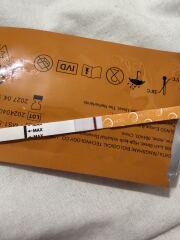 Is this a positive? I’m using premom early detection and 11dpo