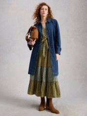 Smart casual summer clothes for trip - plus size